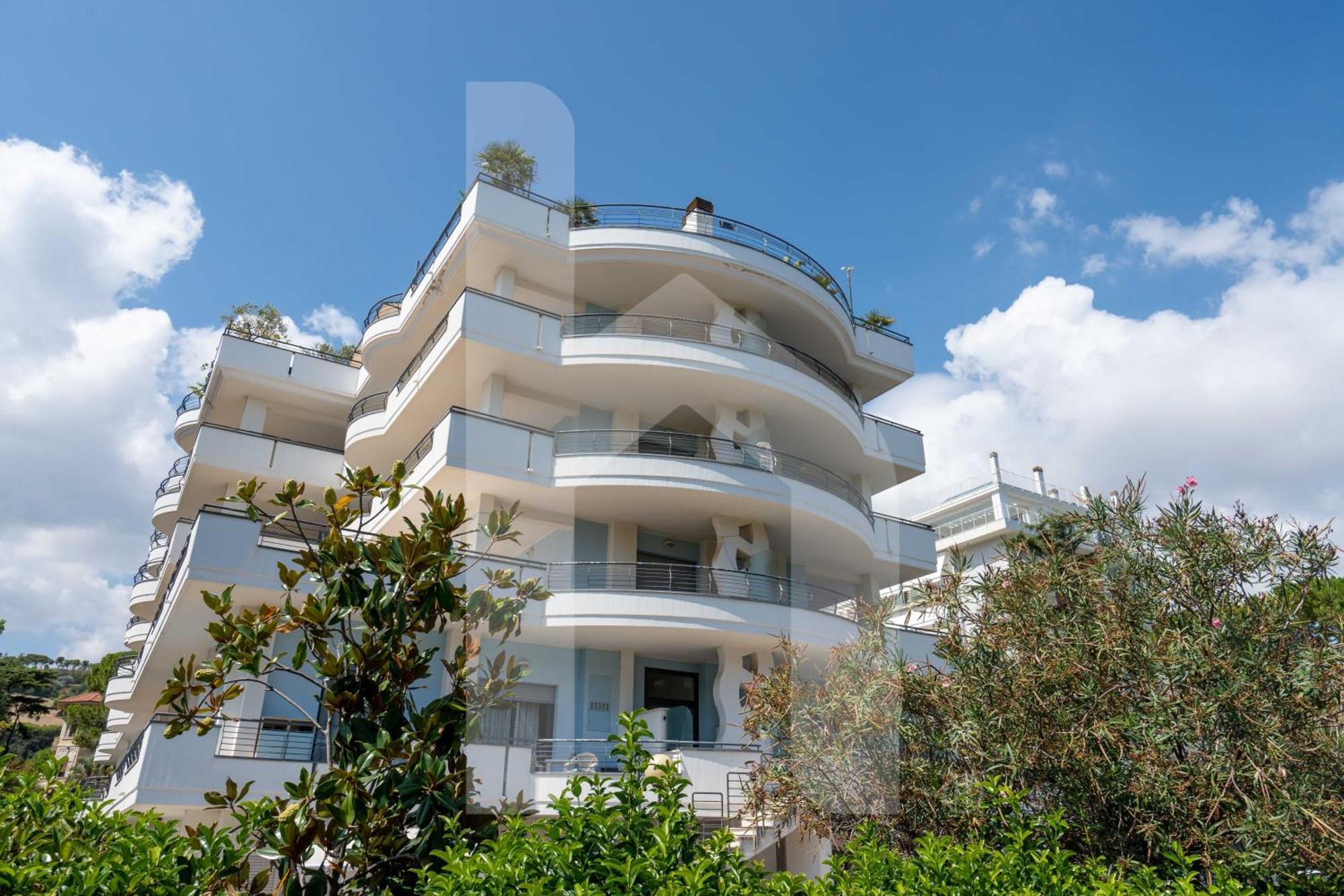 Homiday - Holiday Rendez Vous Pineto Εξωτερικό φωτογραφία