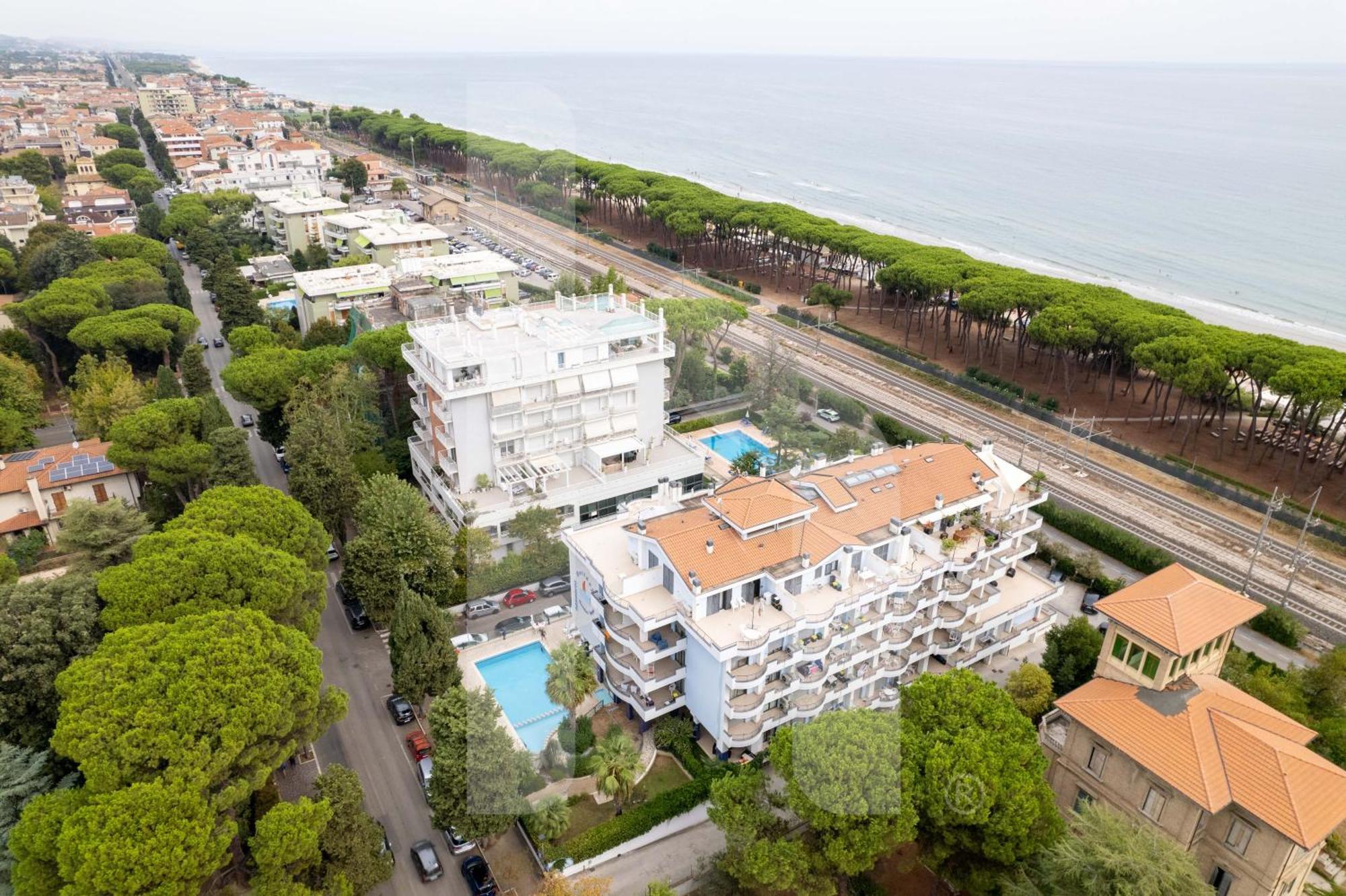 Homiday - Holiday Rendez Vous Pineto Εξωτερικό φωτογραφία